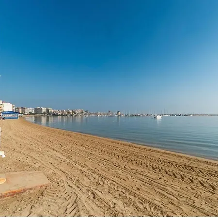Modern 3 Slaapkamer Appartement, 10 Meter Van Strand Torrevieja Exterior photo