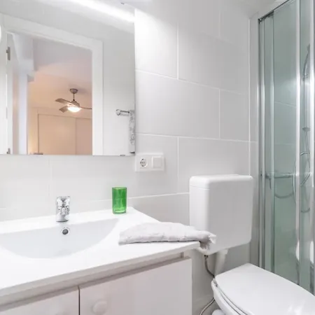 Modern 3 Slaapkamer Appartement, 10 Meter Van Strand Torrevieja Exterior photo